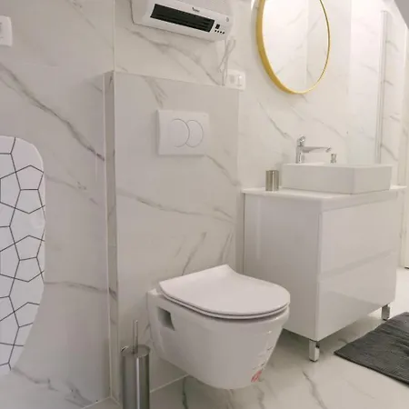 Teta Ljuba 1 珀德垂那